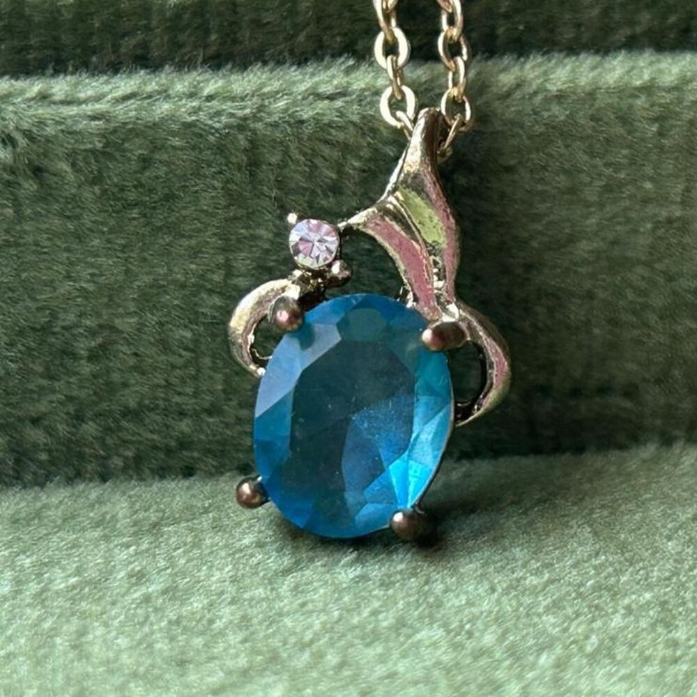 Unbranded Women's Blue and Silver Jewellery